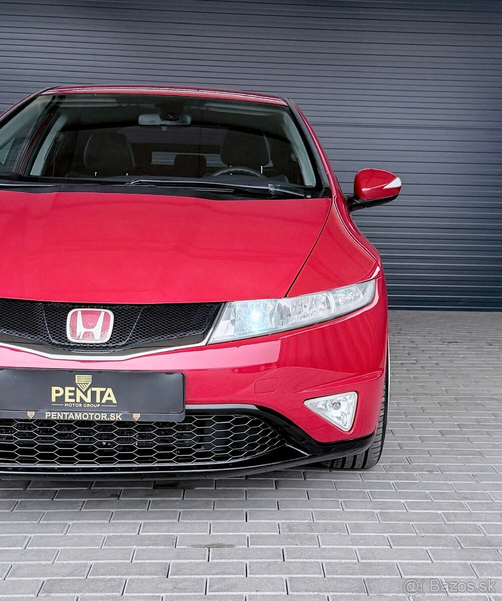 HONDA CIVIC 1.8 VTEC SPORT - 9