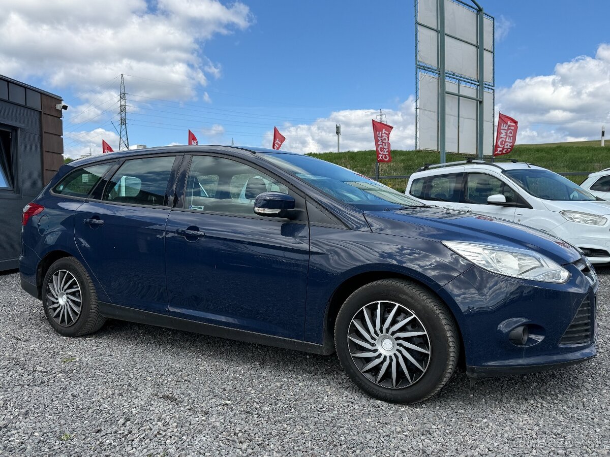 Ford Focus Kombi 1.0 EcoBoost Trend - 9