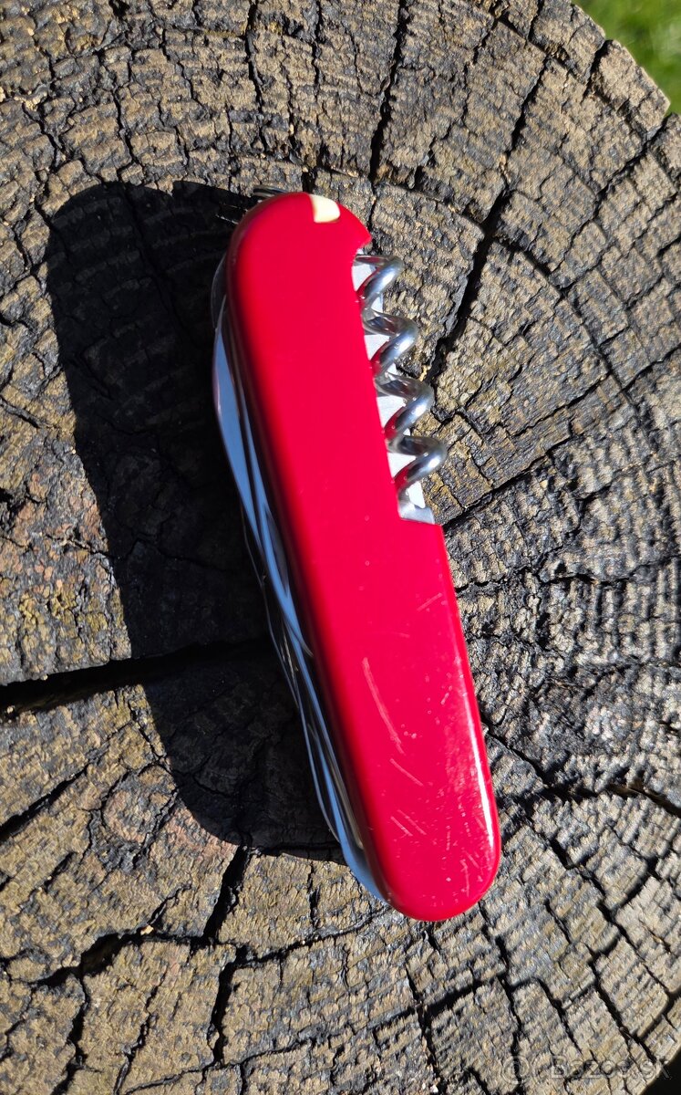 Victorinox Huntsman - 9