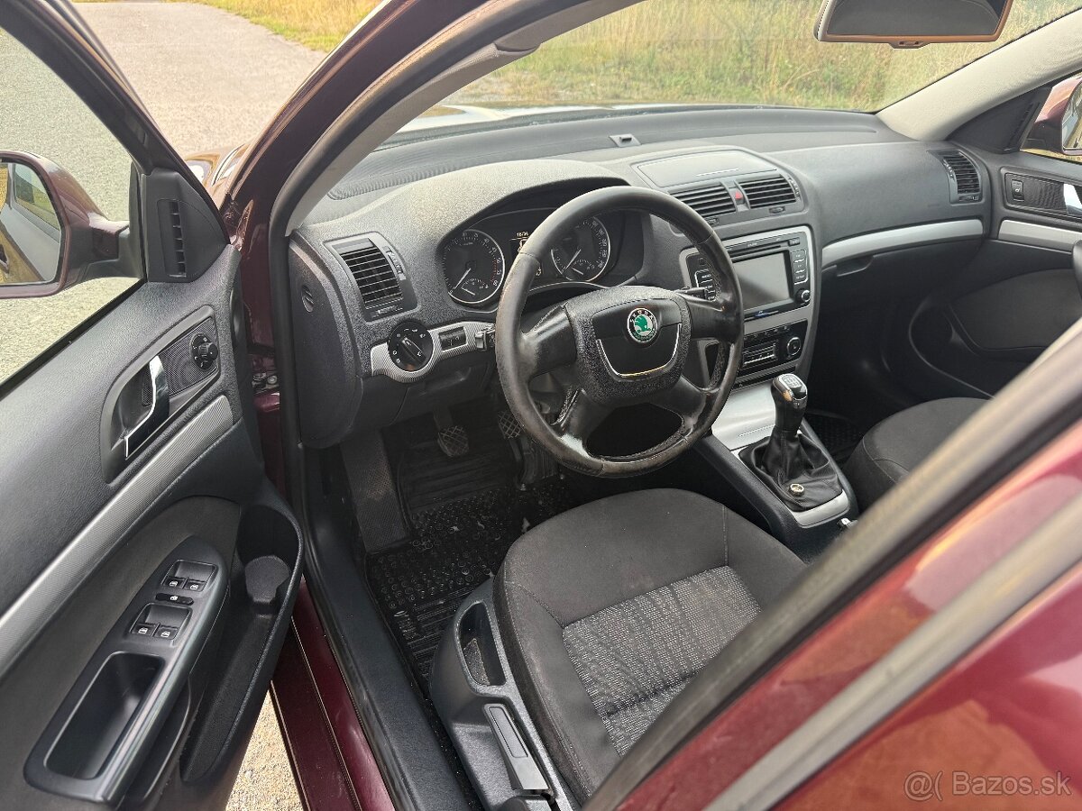 Škoda Octavia 2.0 TDI - 9