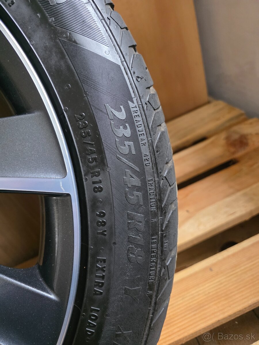 Turbine 235/45 r18 - 9
