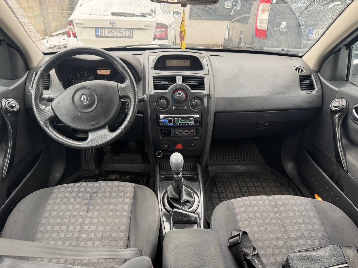 Renault Megane - 9