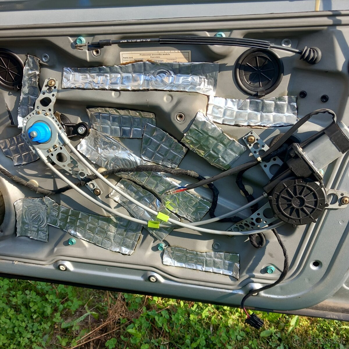 Rozpredam VW Golf IV 1.4 16V LA7W - 9