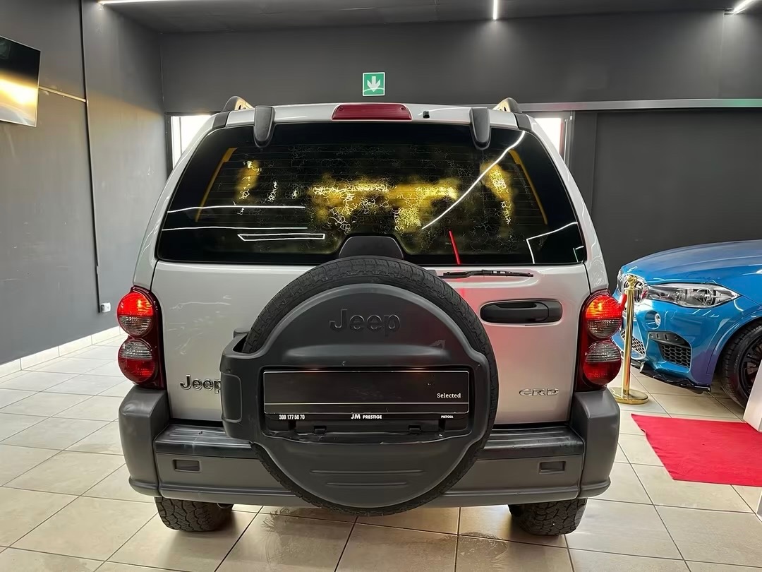 JEEP CHEROKEE 2.8 CRD SPORT - 9