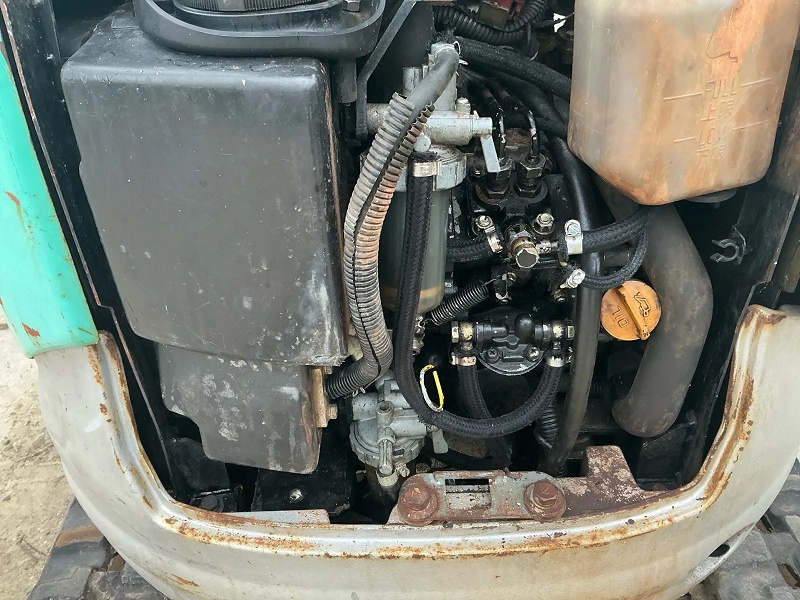 Mini rýpadlo Kobelco 09SR (rok 2000) – Vynikajúci stav - 9