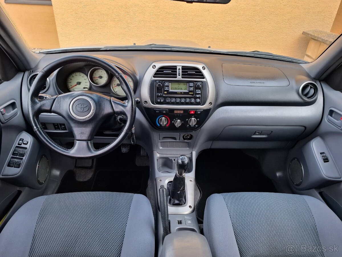 TOYOTA RAV4 2.0 D-4D 4X4 - 9