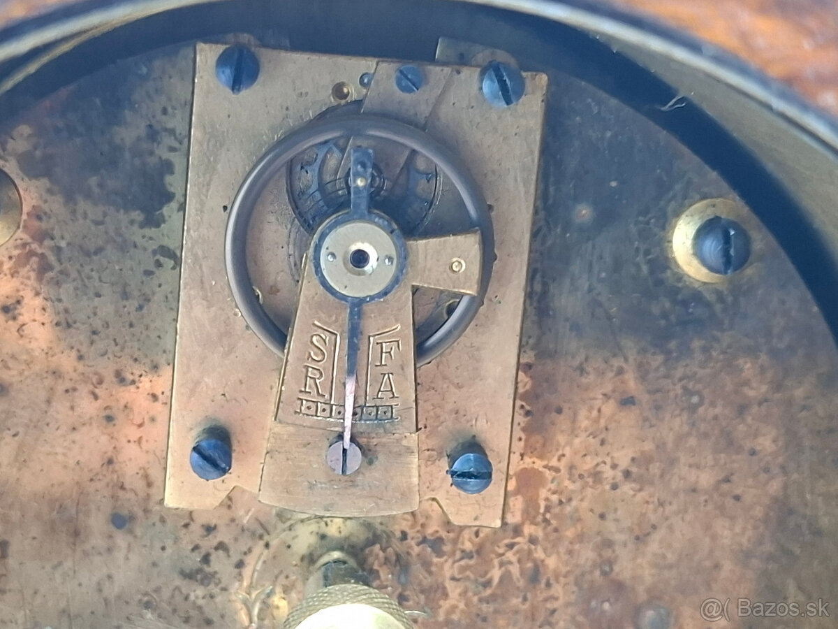 Predám starožitné Francúzke komodové hodiny 85 € - 9