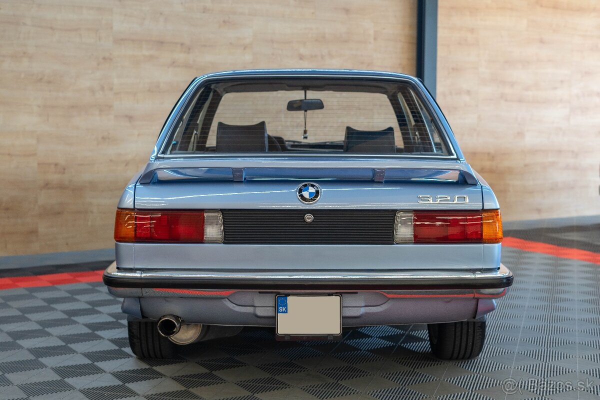 BMW Rad 3 320i E21 - 9
