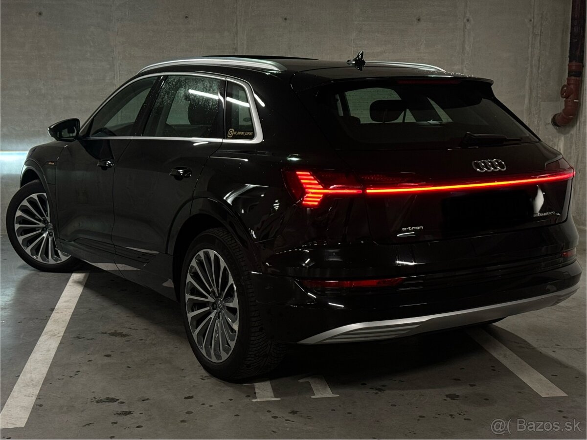 AUDI E-TRON 55 QUATTRO DPH ZÁRUKA - 9