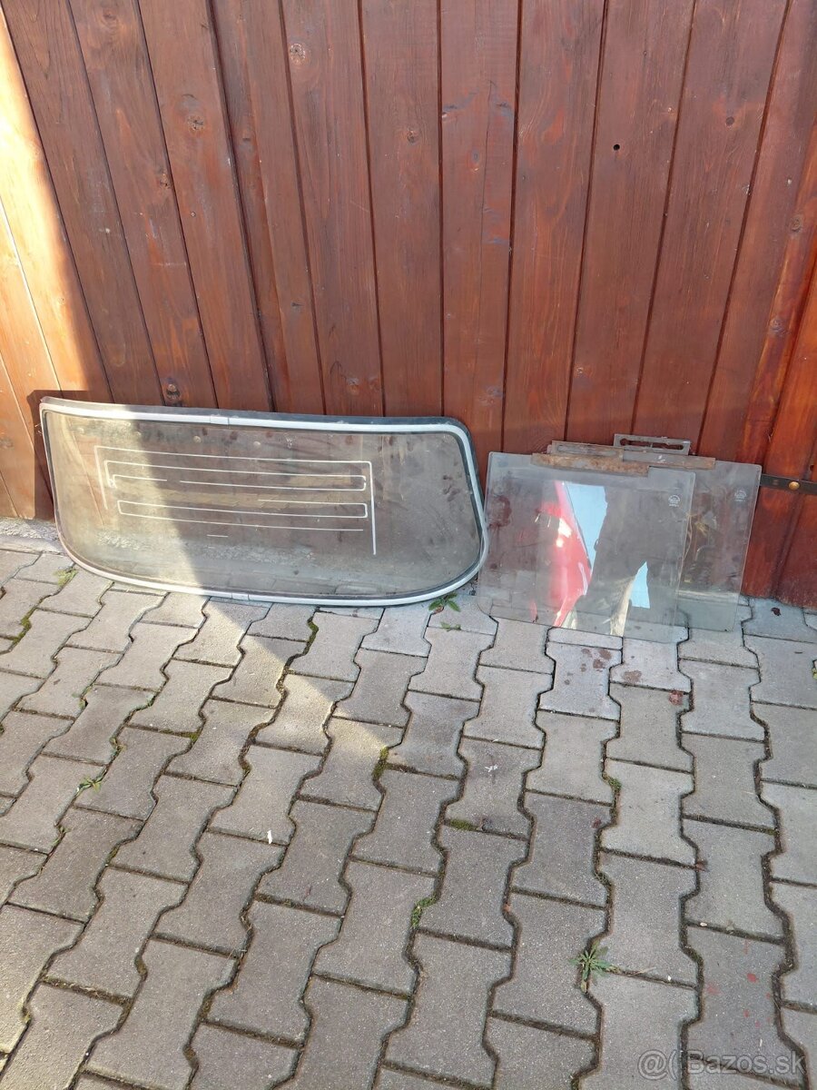 Náhradné diely Škoda 100 - 9