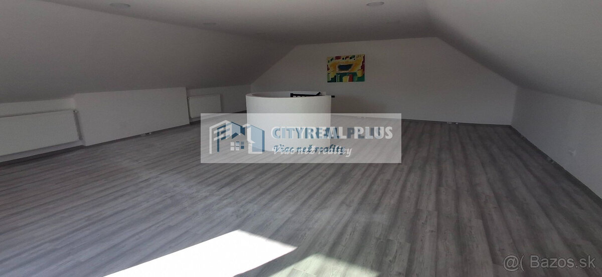 Čerstvo kolaudovaný rodinný dom s 2 bytovými jednotkami v Hu - 9