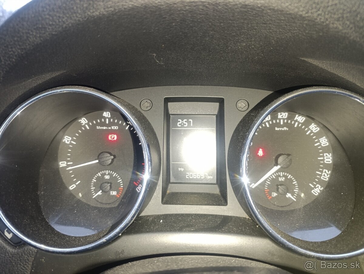 PREDAM SKODA YETI 1.2TSI 77KW 2012 - 9