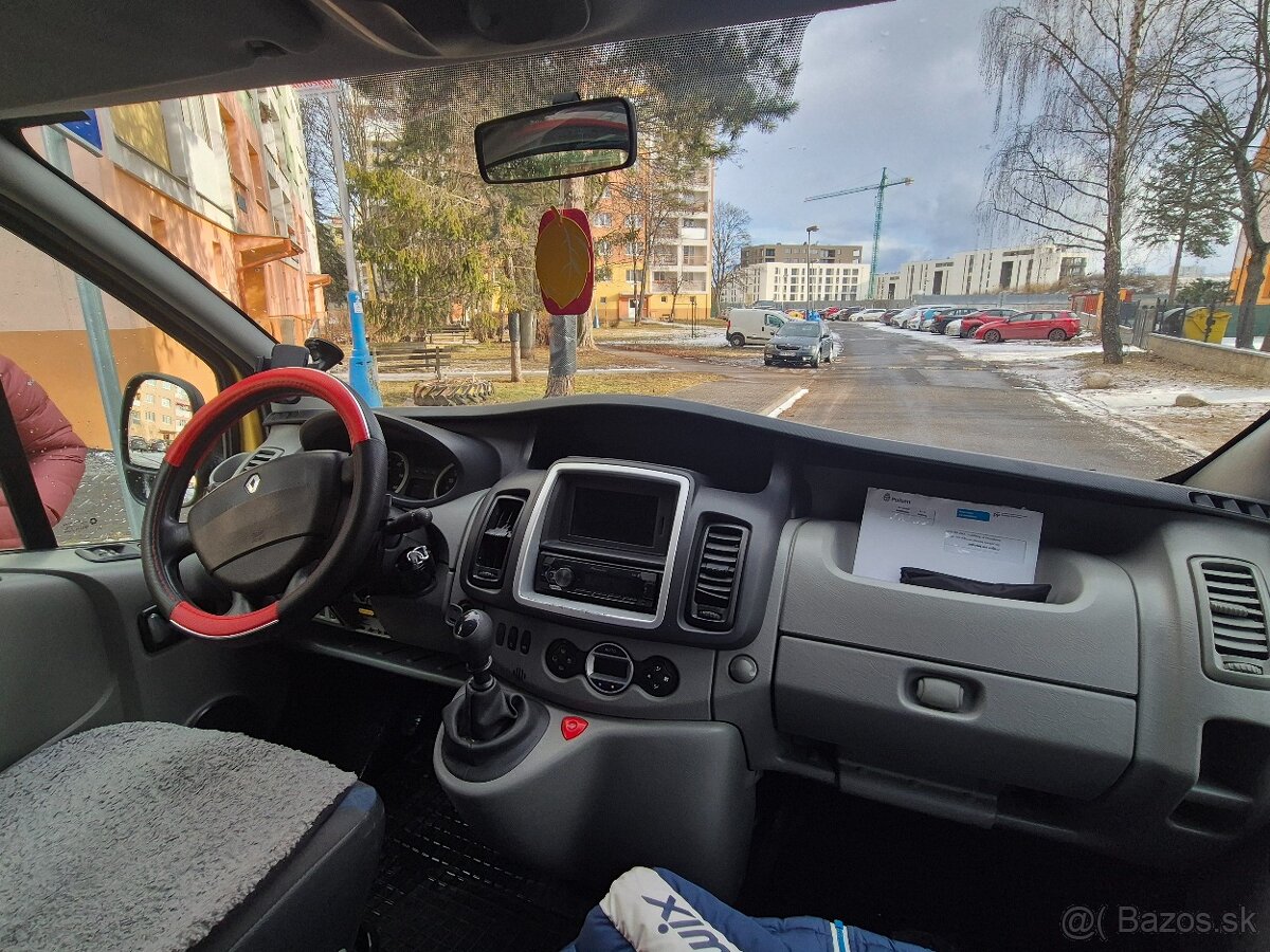 Renault Trafic 2 Pasenger - 9