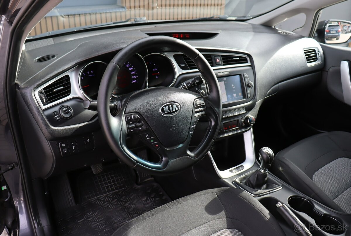 Kia Cee´d SW 1.6 CRDi VGT Platinum - 9