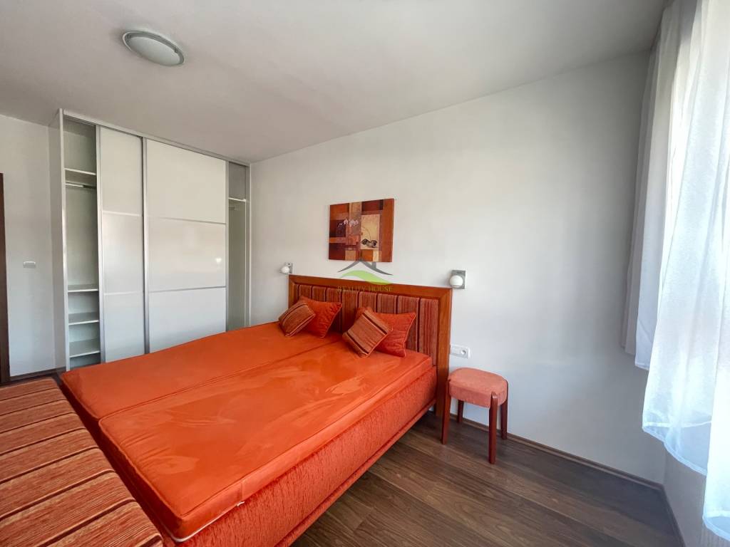 Prenájom- Apartmán 120m2, s terasou- vo vyššom štandarde - 9