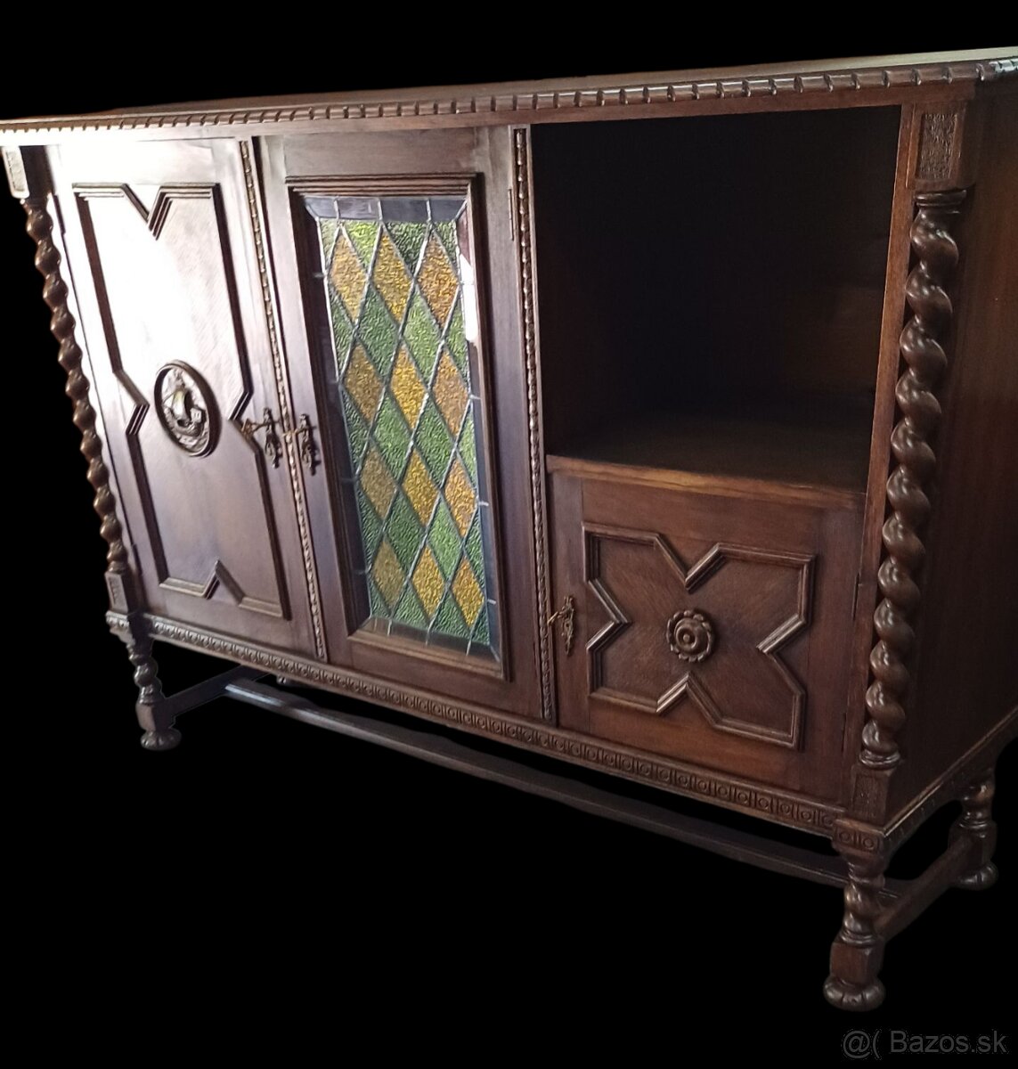 Starožitný nabytok - 9