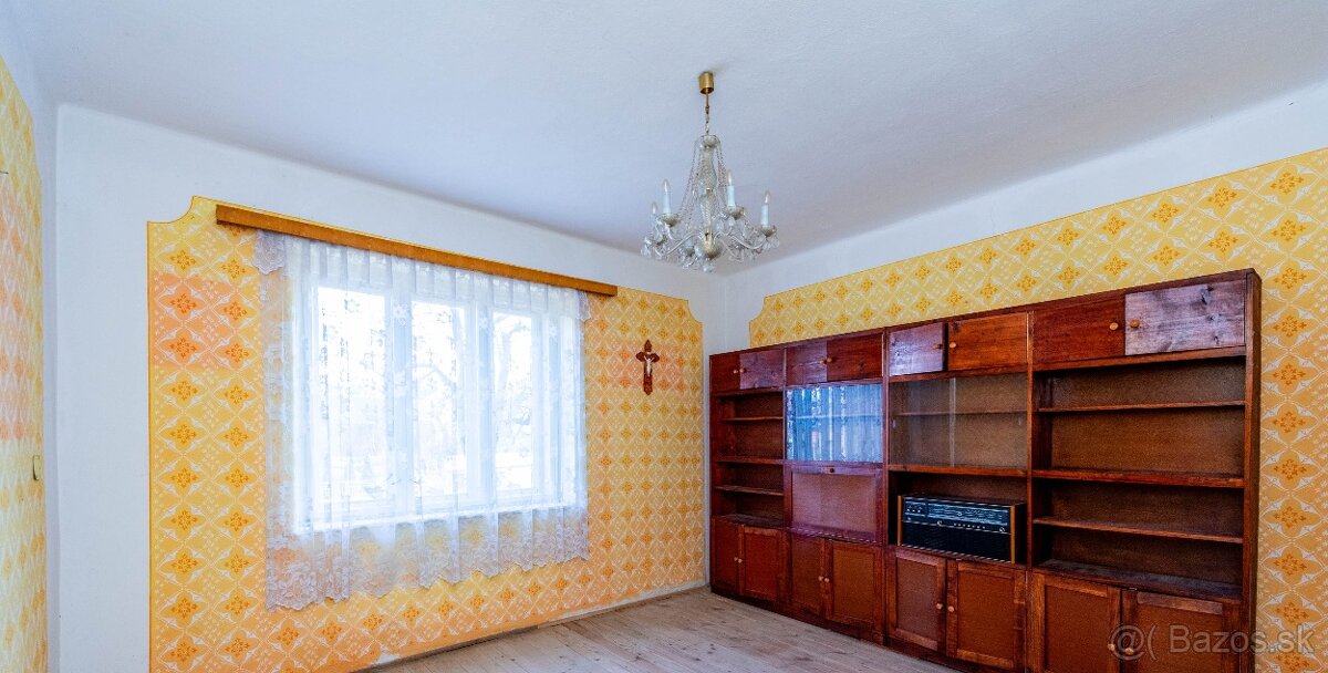 Predám rodinný dom so záhradou - 9