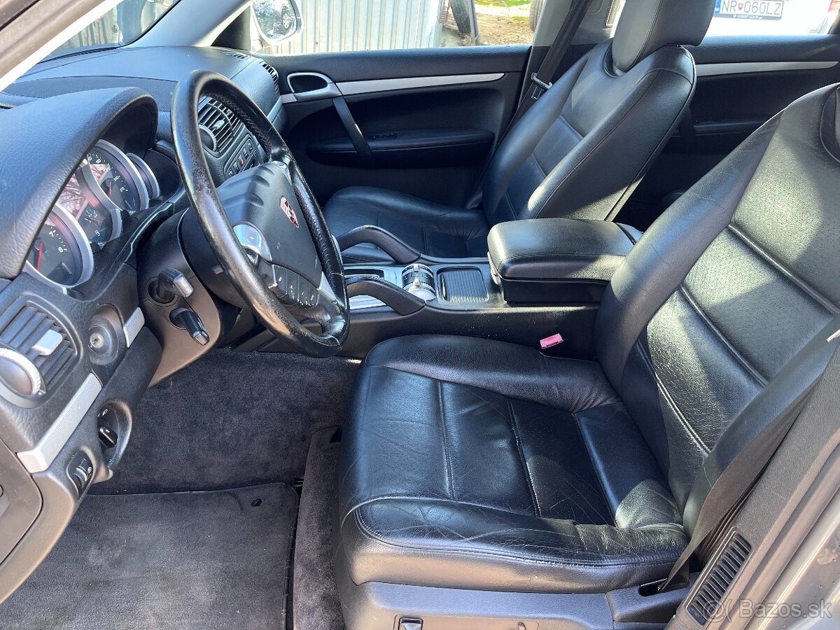 Porsche cayenne 4.5 S rozpredám - 9