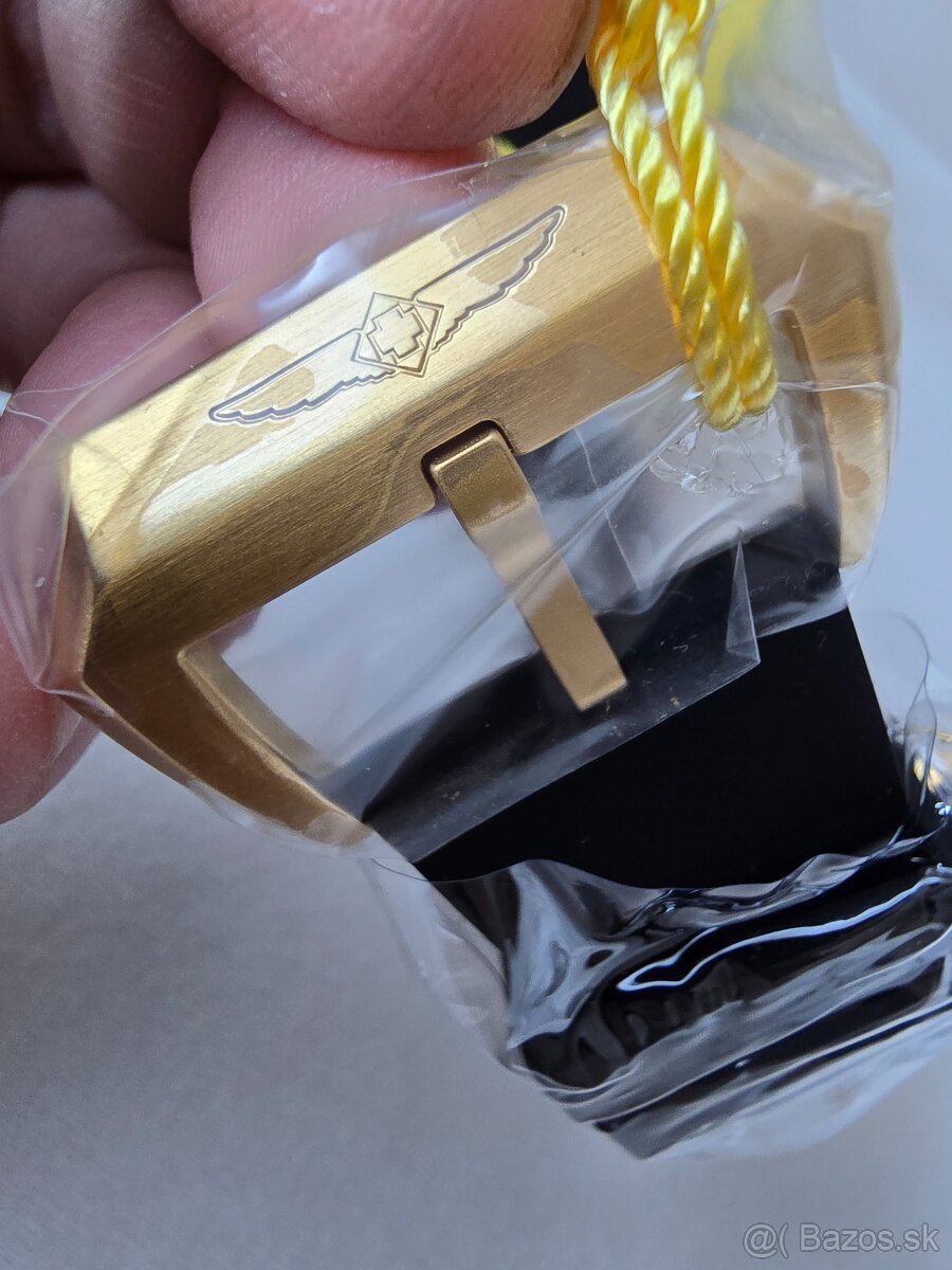 Invicta Subaqua black gold 200m - 9