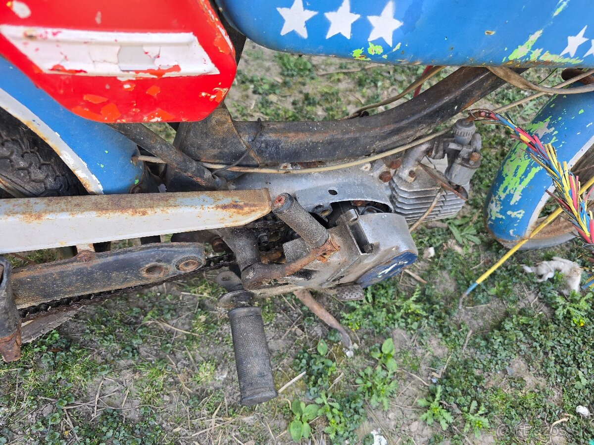 Prodám Mustang 23A r.v. 1972 - 9