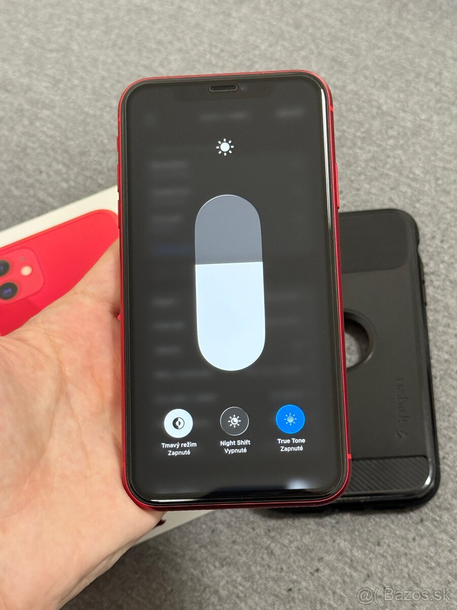 Apple iPhone 11 64gb Red - 9