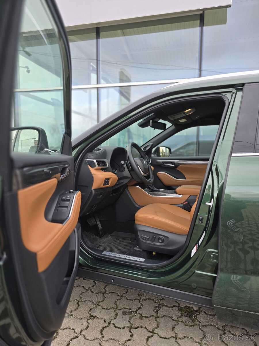 Toyota HIGHLANDER 2.5 Hybrid Executive AWD - 9