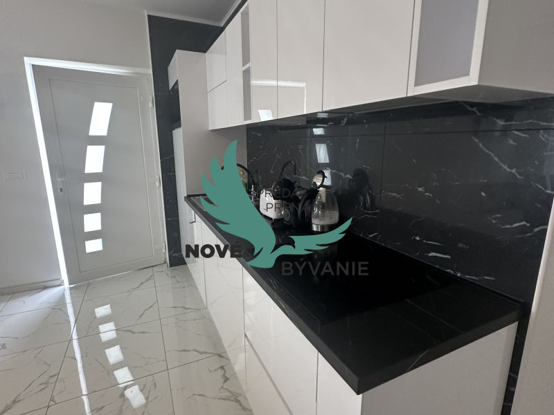 Chorvátsko , ostrov Vir - Na predaj trojizbový apartmán s vý - 9