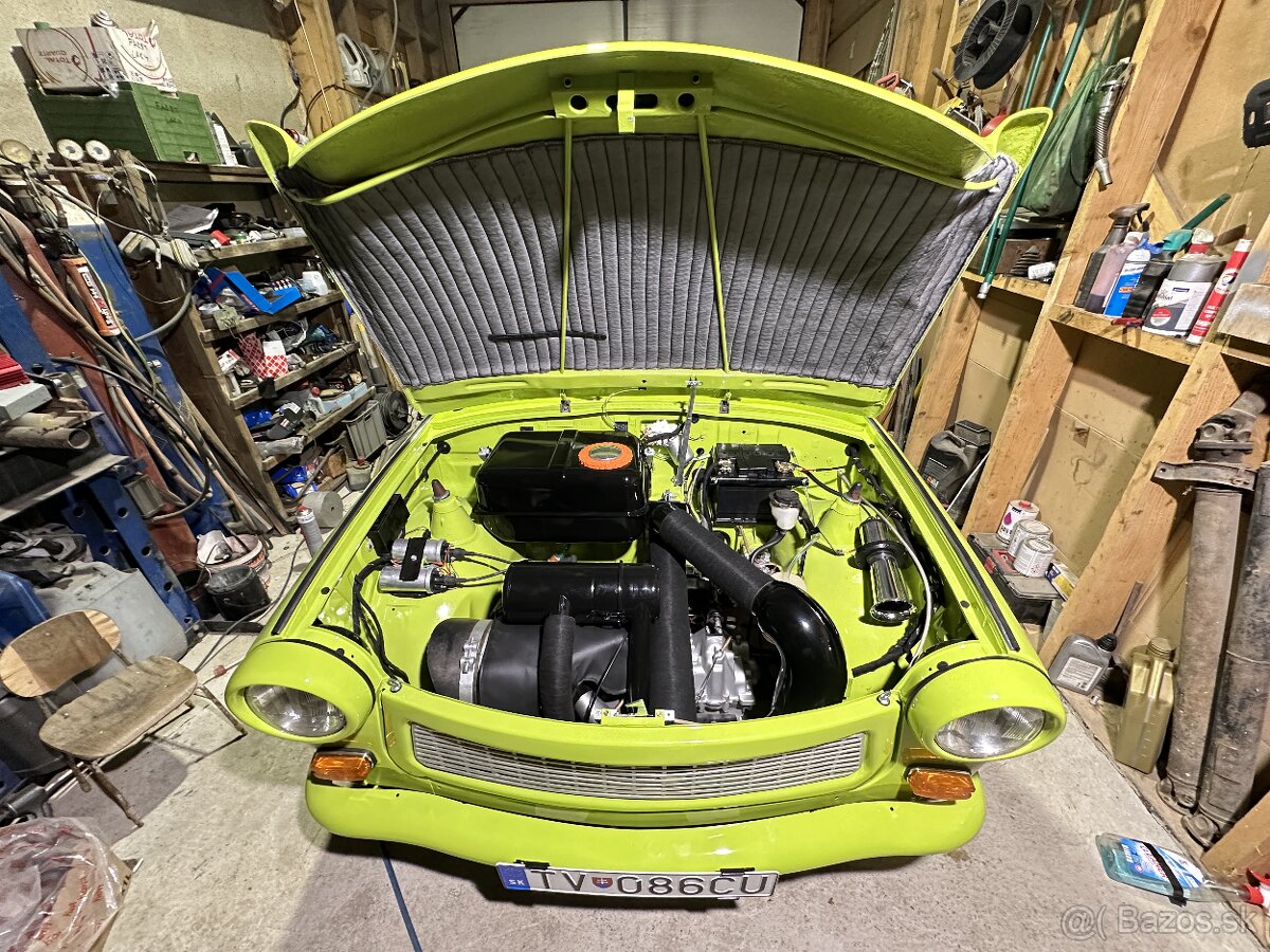 TRABANT 601 COMBI - 9