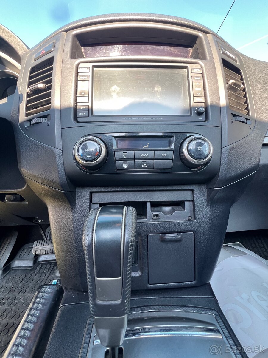 Predám Mitsubishi 3,2 DI ,3DVER , 160PS ,2007 - 9