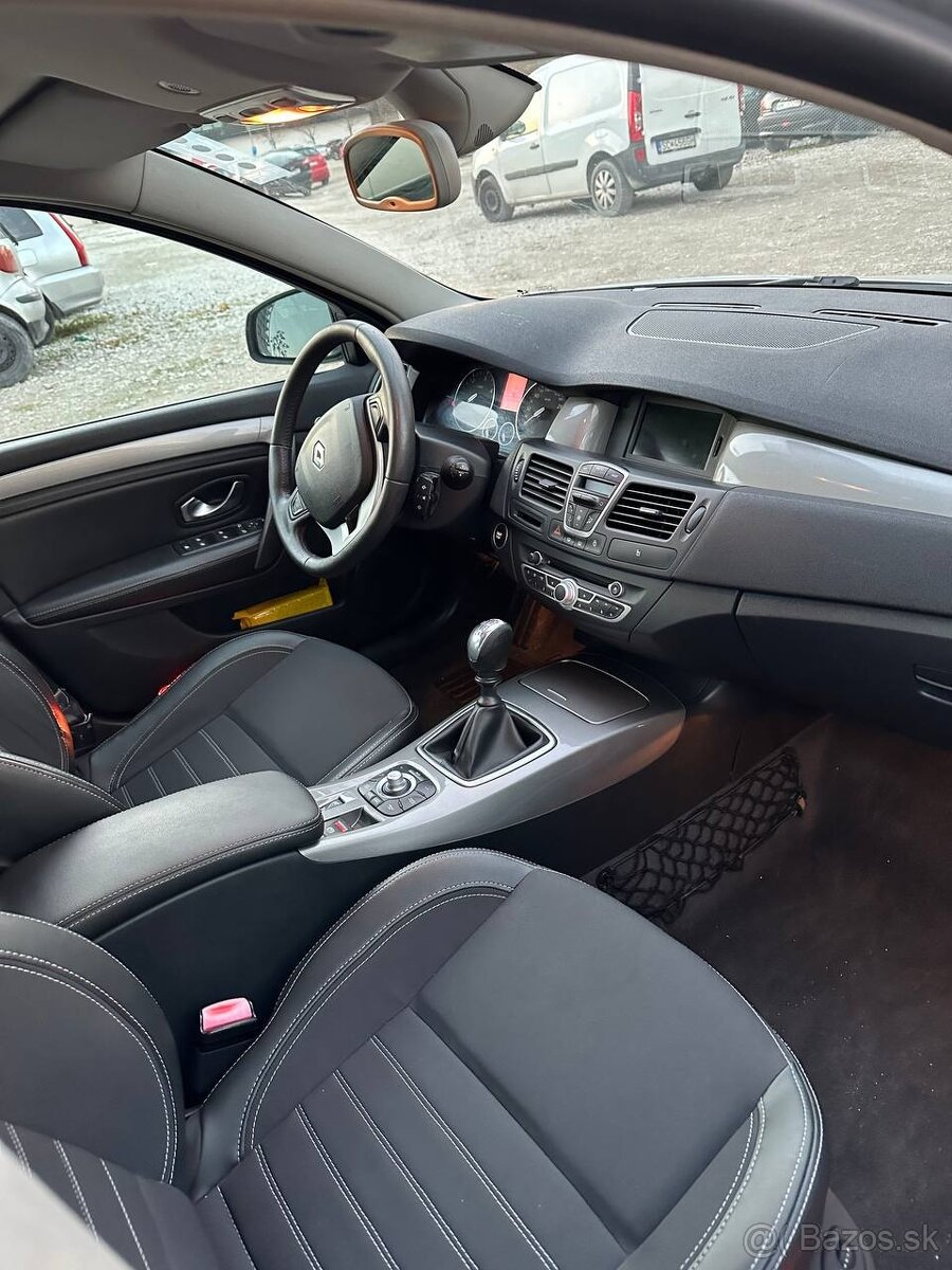 Renault Laguna 3 - 9