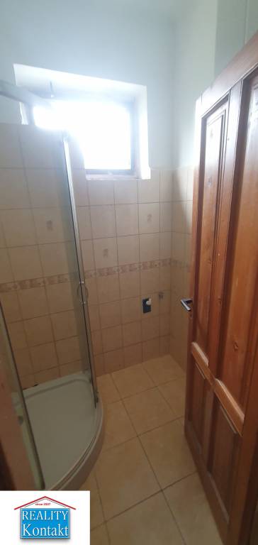 Predaj 3 izbový byt 70m2 s garážou 4bytovka - Bardoňovo pri - 9