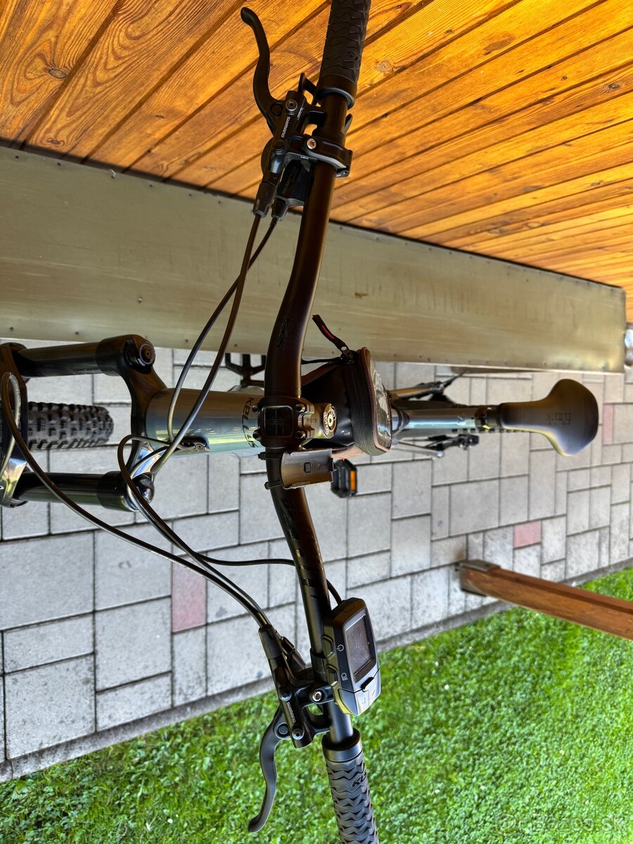 Kellys Theos R30 - 9