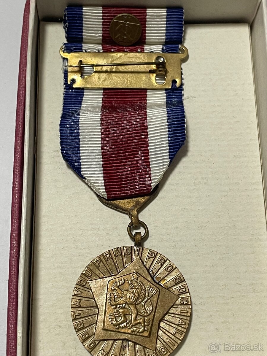 Plakety/medaile (2) - 9