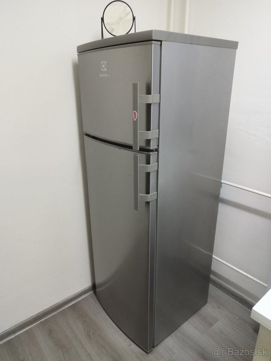 Na prenájom veľký 1-izb. byt Vyšné Ružbachy - 9