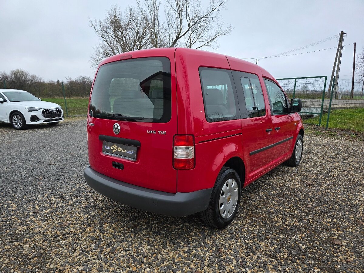 Volkswagen Caddy Life 1.9 TDI 7M - 9