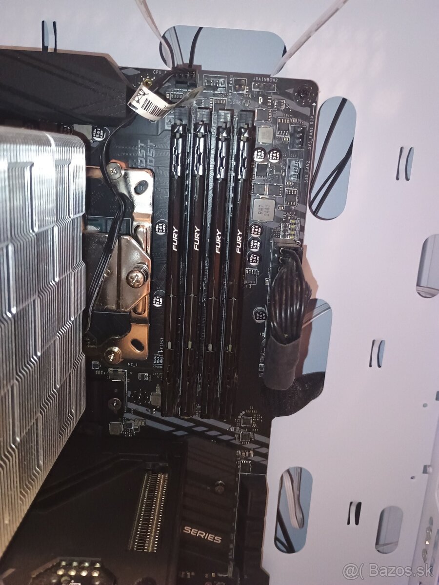 Herný PC – Ryzen 7 5700X3D + RTX 4060 – Výborný stav - 9