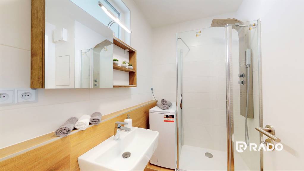 RADO | Nájom garsónka, 34 m2 | kryté parkovanie | Odevná, Tr - 9