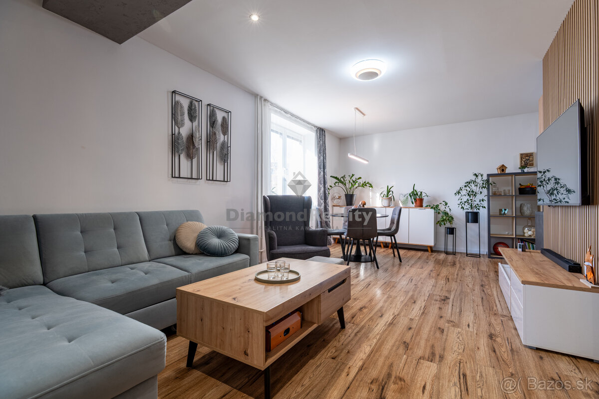 NA PREDAJ KOMPLETNE ZREKONŠTRUOVANÝ 2 IZBOVÝ BYT S BALKÓNOM - 9