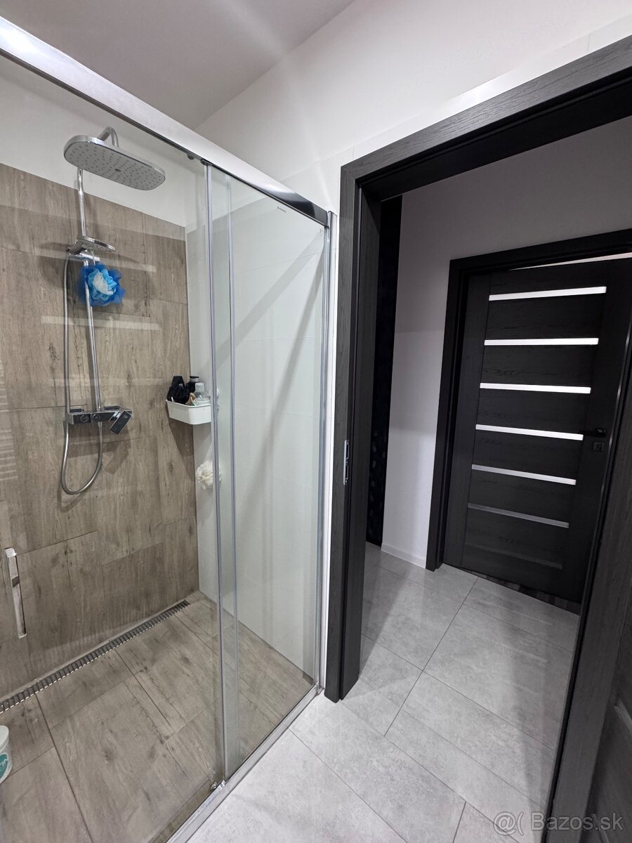 REZERVOVANÝKrásna 4 izbová novostavba Malý Lapáš - 9