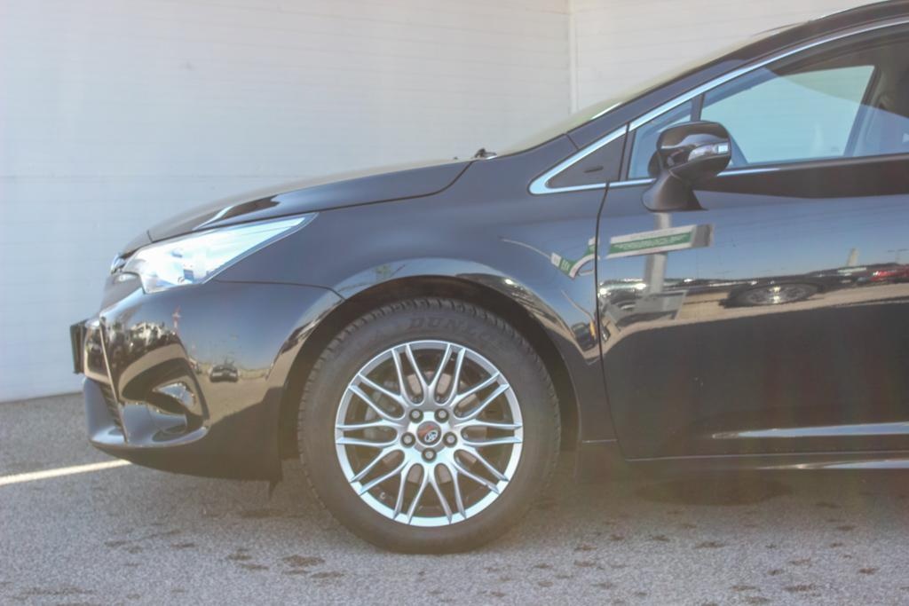 329- Toyota, Avensis, 2015, nafta, 1.6 D-4D Business, 82kw - 9