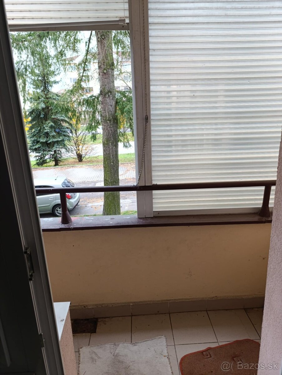 Predám 3 izbový byt s balkónom a loggiou (79m2) Zlatý Potok - 9