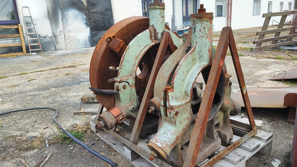 Hrotový soustruh TOS SU 80 A/3500 - 9