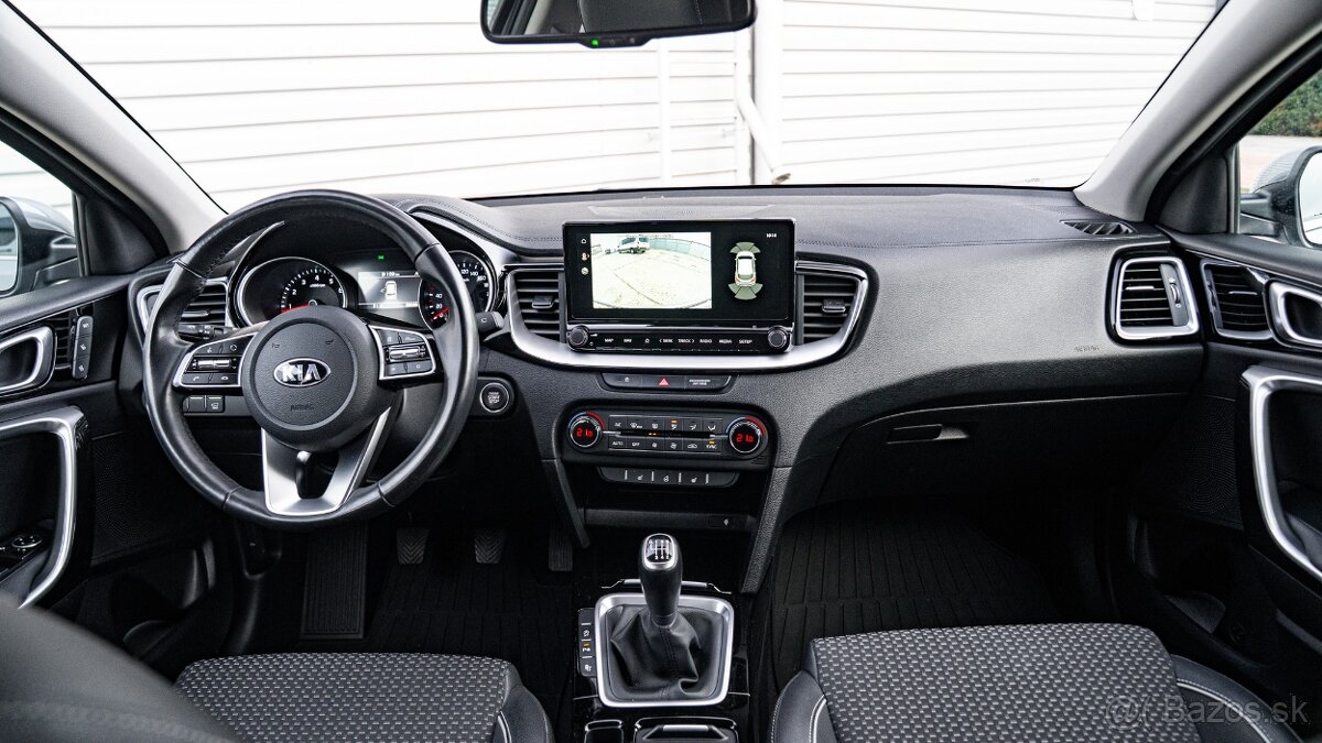 Kia XCeed 1.4 T-GDi Platinum, prvý majiteľ, 26.000 km, 2020 - 9