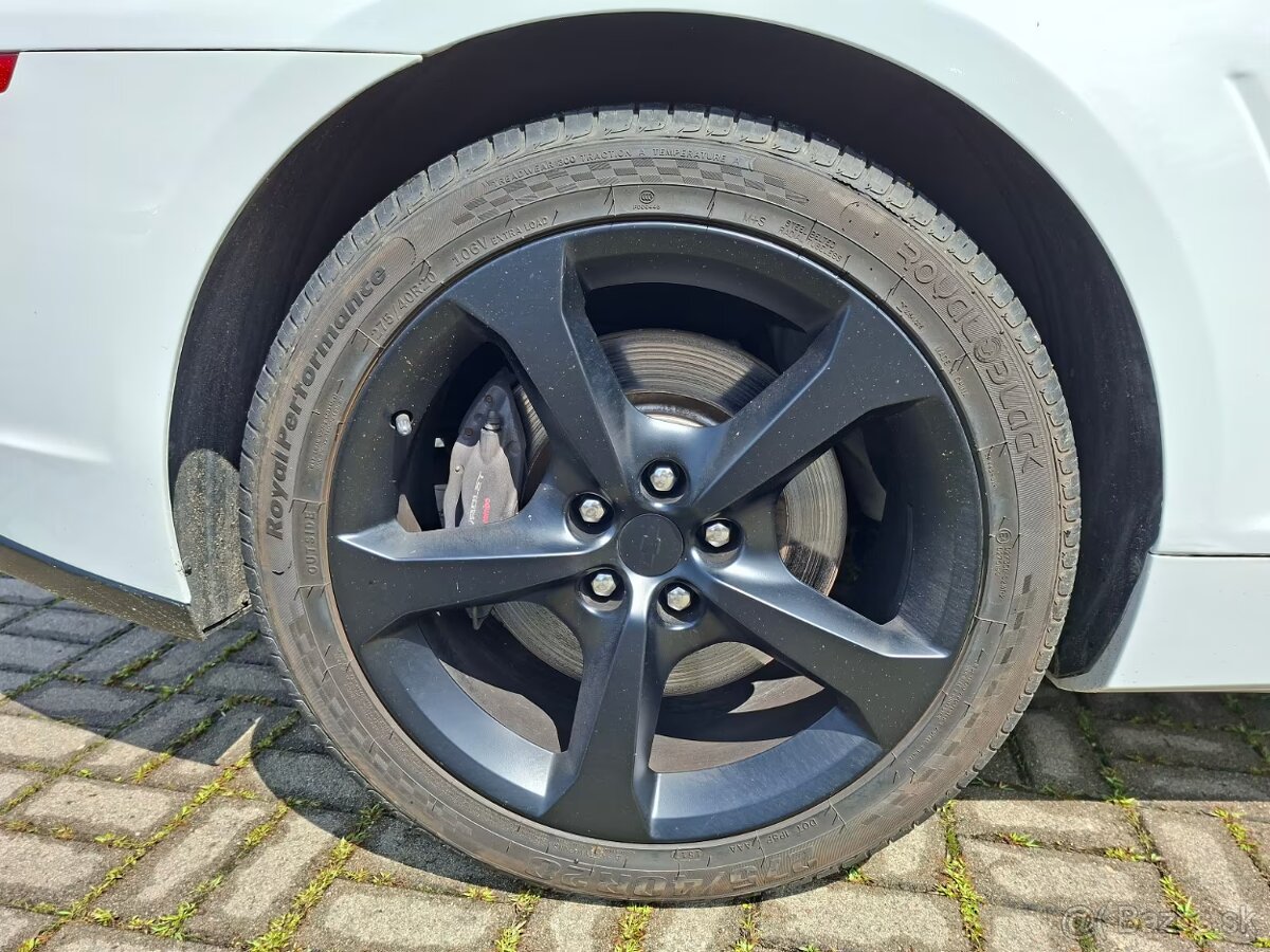 Chevrolet Camaro SS z roku 2015 - 9