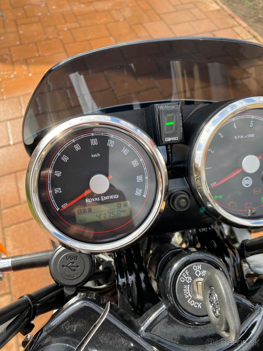 Royal Enfield Interceptor 650 - 9