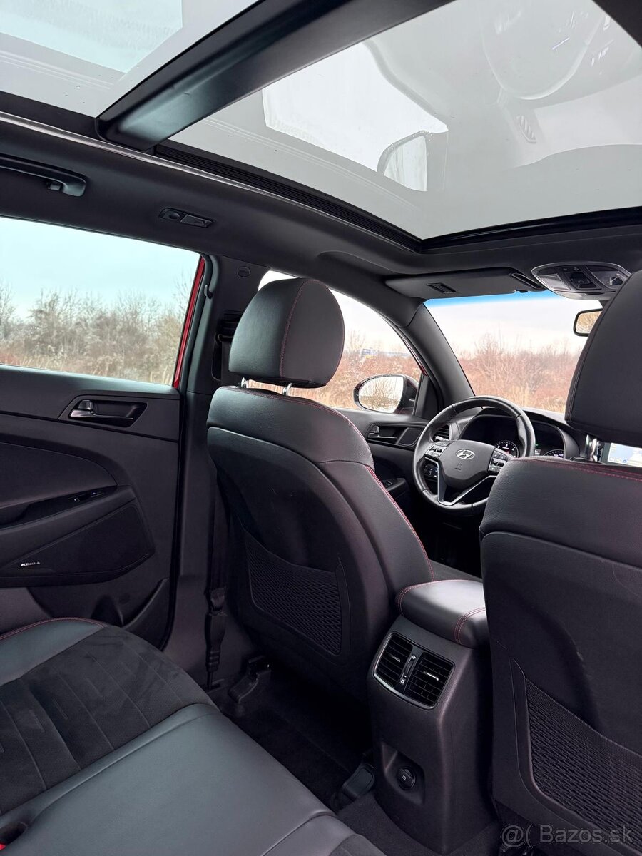 Hyundai TUCSON N-Line 2.0 CRDi 4x4 PANO - 9