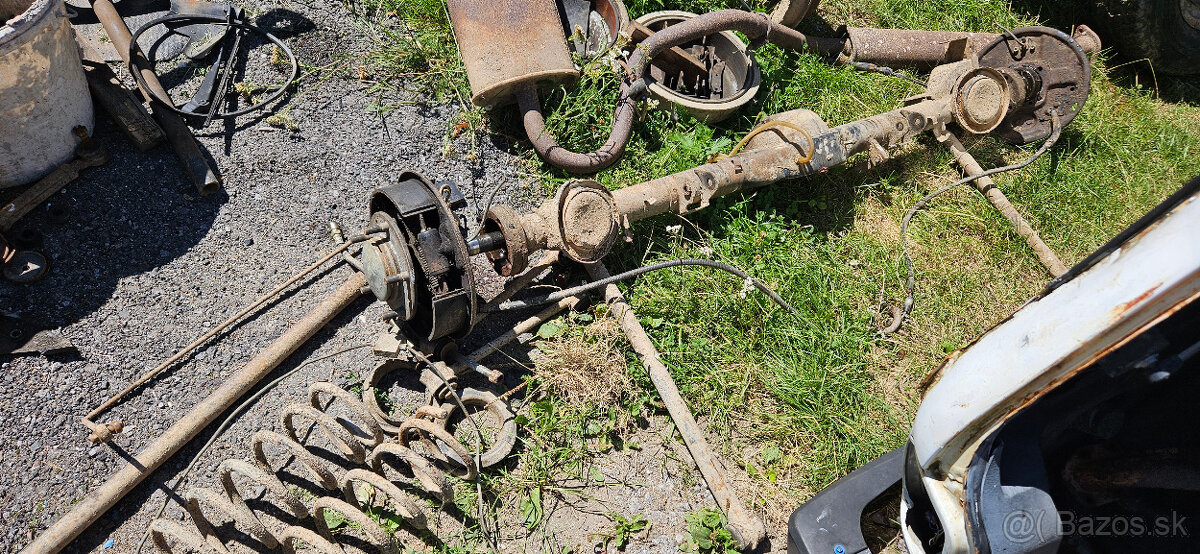 Lada Niva 1,7 -motor- kolesá - diely - 9