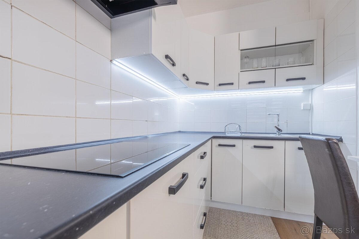 Veľký 1,5-izbový byt na Sekčove - 9