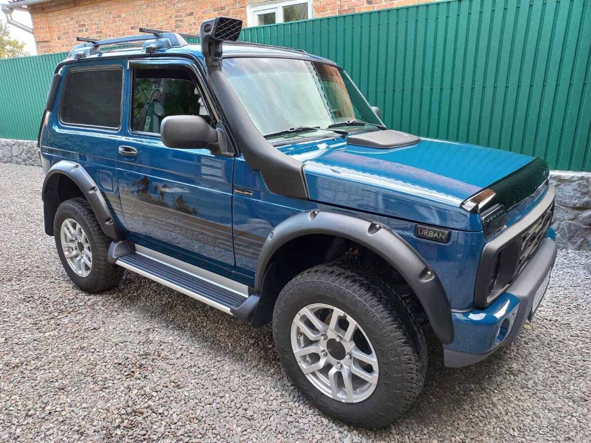 Lada Niva 4x4 URBAN/BRONTO - 9