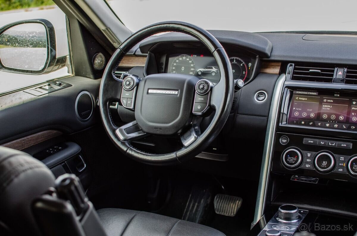 Land Rover Discovery HSE TD6 Luxury 190kW - 9